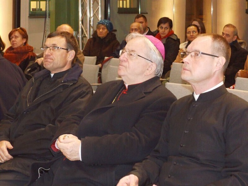 Zdjęcie 3: Oficjalne otwarcie Centrum Idei ku Demokracji w Piotrkowie 