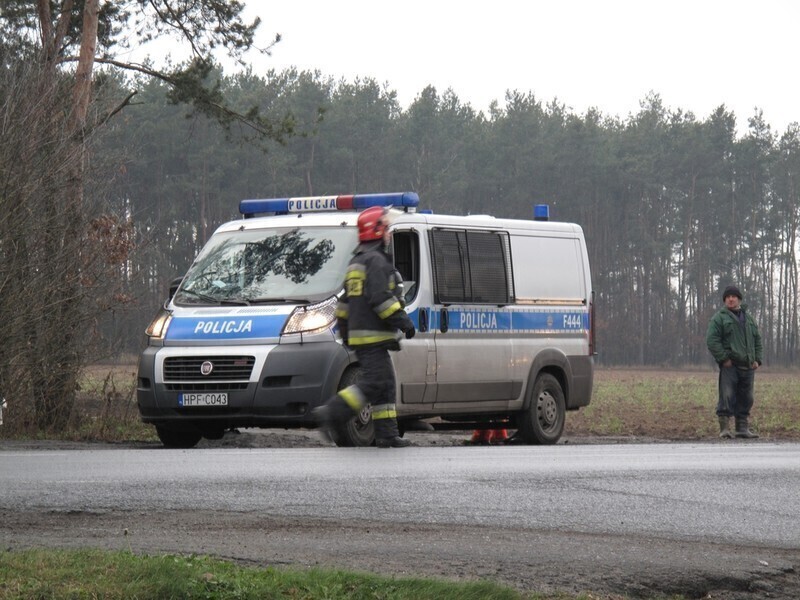 Zdjęcie 2: Karetka zderzyła się z audi