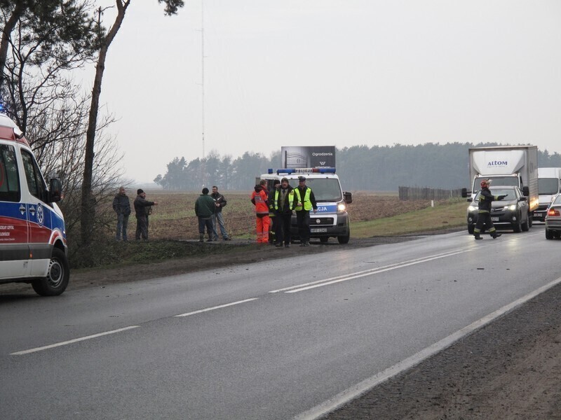 Zdjęcie 7: Karetka zderzyła się z audi