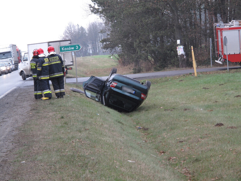 Zdjęcie 8: Karetka zderzyła się z audi