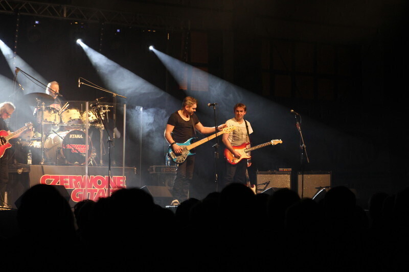 Zdjęcie 5: Czerwone Gitary zagrały w Piotrkowie