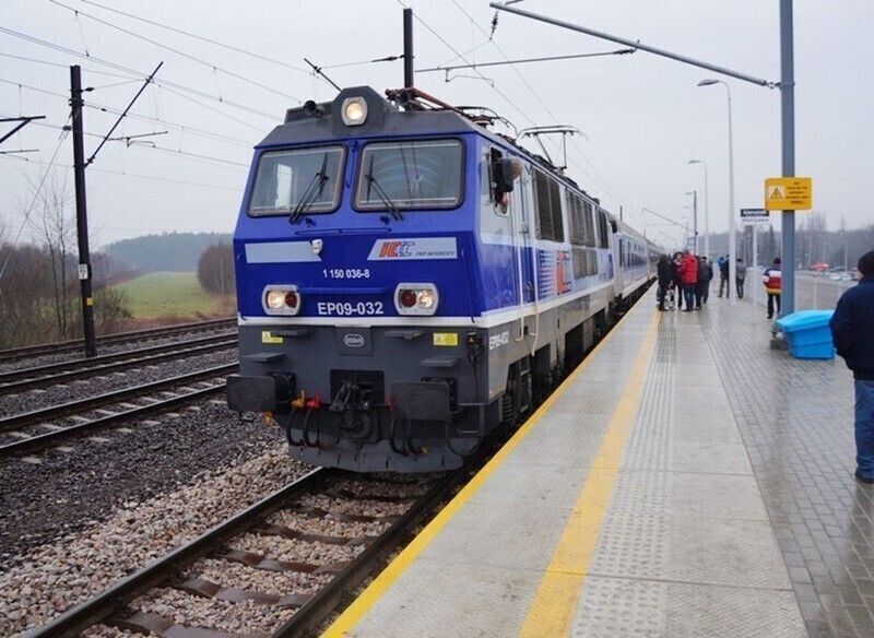 Zdjęcie 2: Nowa stacja kolejowa w naszym regionie 