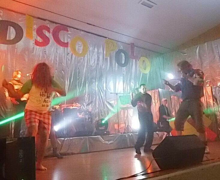 Zdjęcie 4: Ruda tańczyła jak szalona 