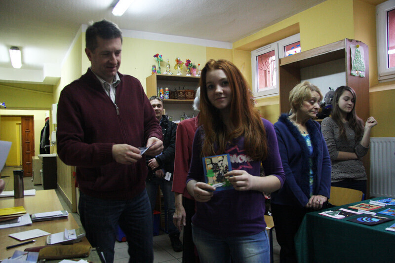 Zdjęcie 16: Uczniowie z Gimnazjum nr 2 nagrodzeni w świątecznym konkursie