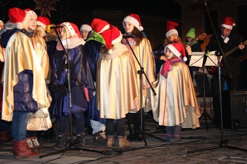 Zdjęcie 19: Były pierogi, pastorałki i kawałek historii