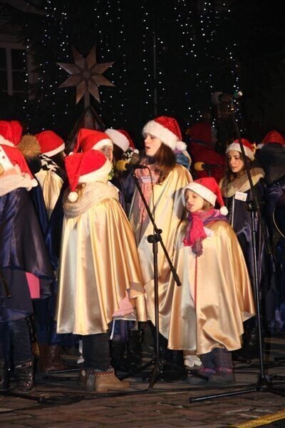 Zdjęcie 28: Były pierogi, pastorałki i kawałek historii