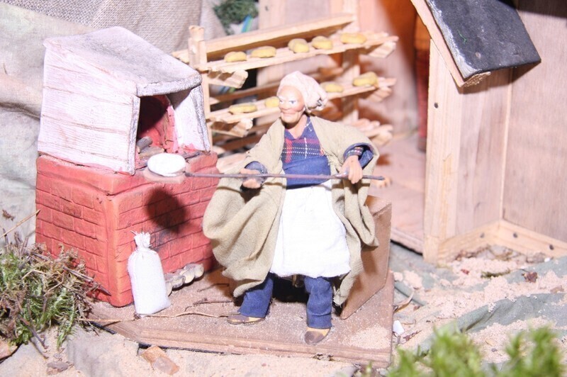 Zdjęcie 5: Szopkę kolejarzy można oglądać od Wigilii