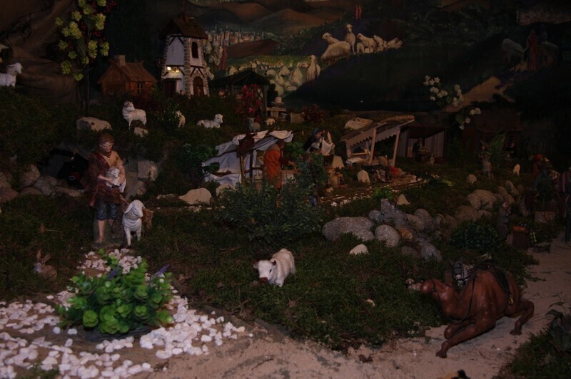 Zdjęcie 11: Szopkę kolejarzy można oglądać od Wigilii