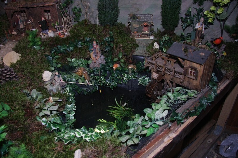 Zdjęcie 16: Szopkę kolejarzy można oglądać od Wigilii