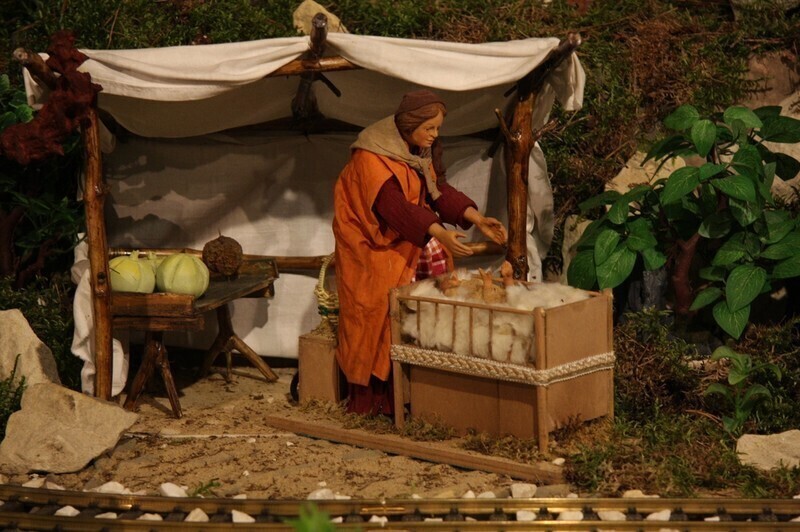 Zdjęcie 29: Szopkę kolejarzy można oglądać od Wigilii