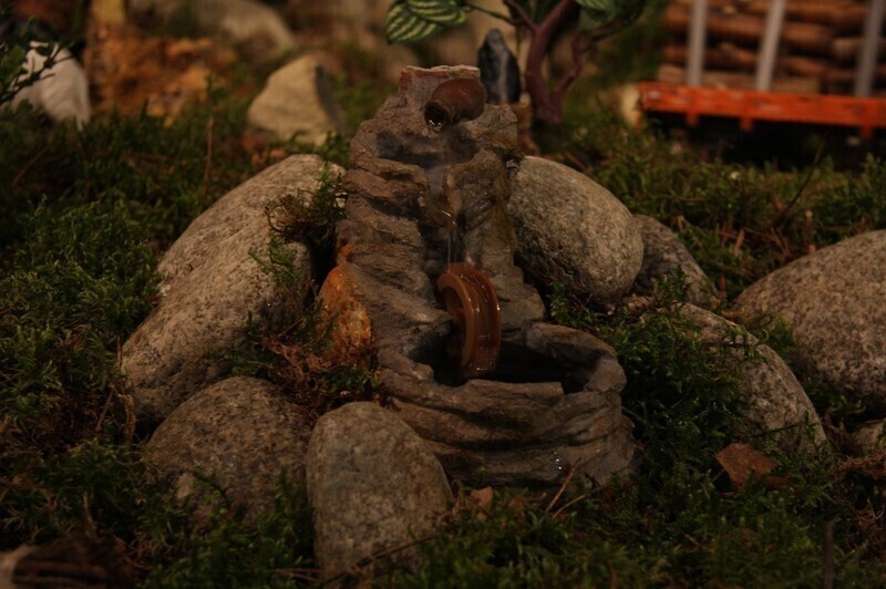 Zdjęcie 33: Szopkę kolejarzy można oglądać od Wigilii