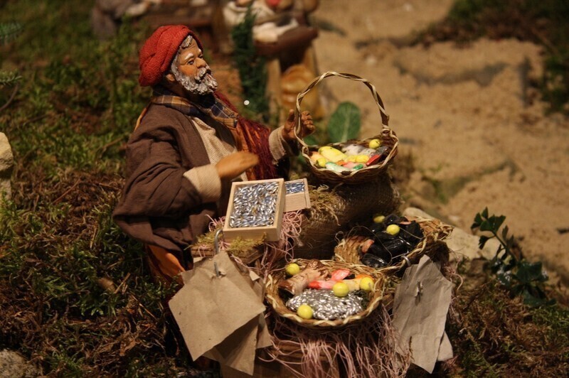 Zdjęcie 38: Szopkę kolejarzy można oglądać od Wigilii