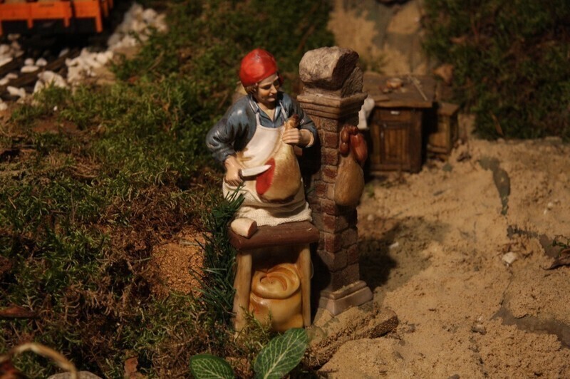 Zdjęcie 41: Szopkę kolejarzy można oglądać od Wigilii