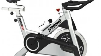 Wskocz na rower i ćwicz w domu