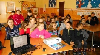 Dzień Języka Ojczystego z biblioteką