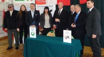 Szkoła w Bujnach pod skrzydłami UJK