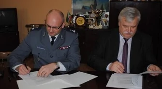 Prawie 20 tys. zł na dodatkowe patrole policji