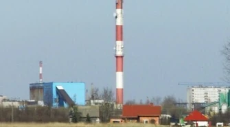 Spadł z komina – co było przyczyną?