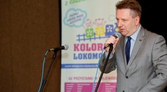 Kilka tysięcy dzieci pojedzie "Kolorową Lokomotywą" Łódzkiego Domu Kultury