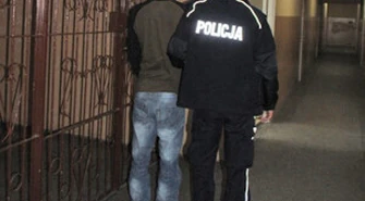 Kradli złom, grozi im 5 lat więzienia