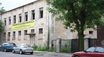 Budynek przy ul. Próchnika niezabezpieczony 