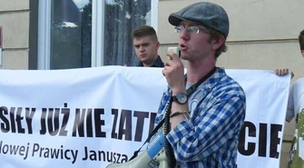 Mniej urzędników, więcej żołnierzy! - pikieta KNP w Piotrkowie