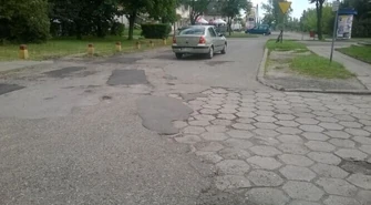 "Żeby Polska nie zginęła", czyli jak połatali byłą Wierzbową