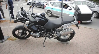 Motocyklista potrącił pieszą