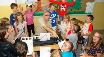 „Wyciągamy dzieci z bramy - baw się latem” na finiszu 