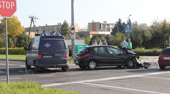 Kolizja na skrzyżowaniu Al. Sikorskiego z al. Concordii