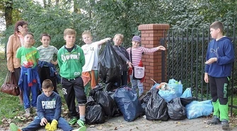 Zebrali 1,5 tony śmieci