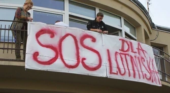 Walka z wiatrakami na piotrkowskim lotnisku 