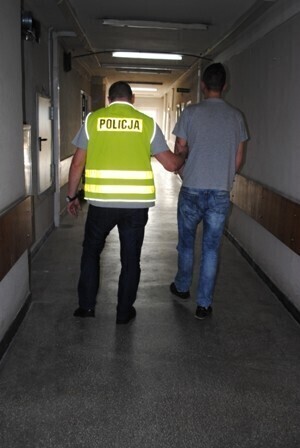 Zdjęcie 4: Upili się i pobili przechodniów 