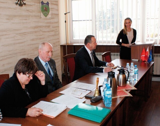 Pensja burmistrza w dół