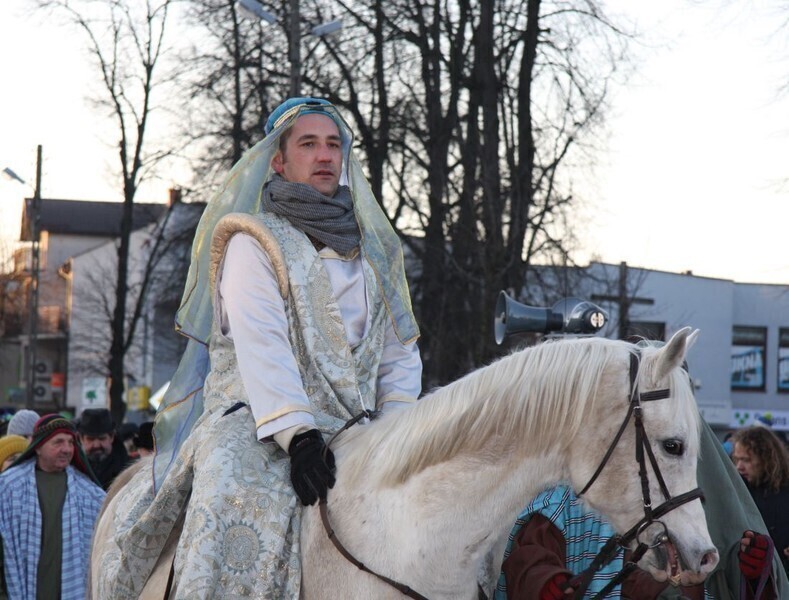 Zdjęcie 12: Piotrkowianie w Orszaku Trzech Króli 