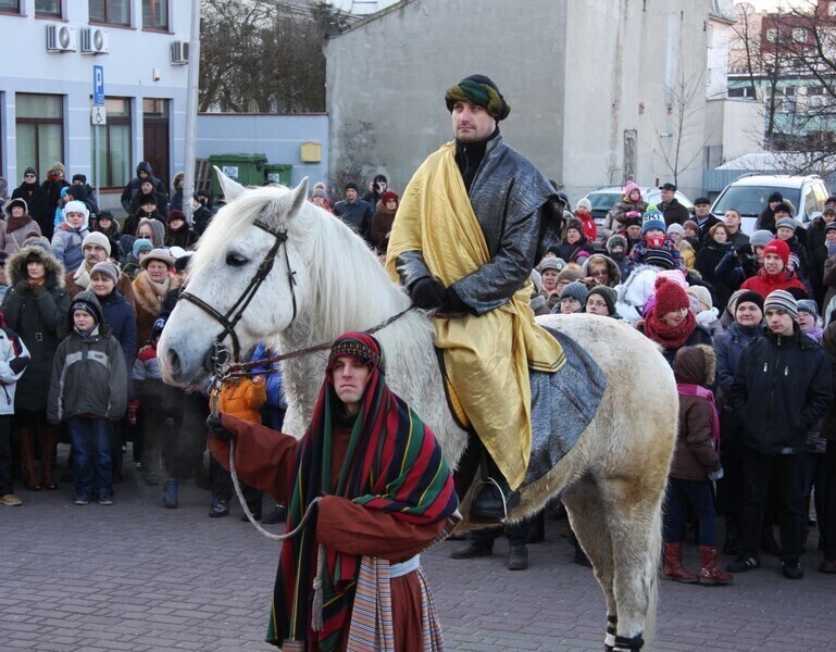 Zdjęcie 15: Piotrkowianie w Orszaku Trzech Króli 
