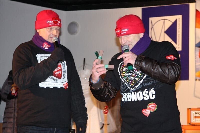 Zdjęcie 2: Finał WOŚP w amfiteatrze. Ile zebraliśmy? 