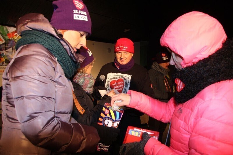 Zdjęcie 5: Finał WOŚP w amfiteatrze. Ile zebraliśmy? 