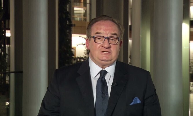 Zdjęcie 1: Julia ze szkoły w Srocku pojedzie do Brukseli