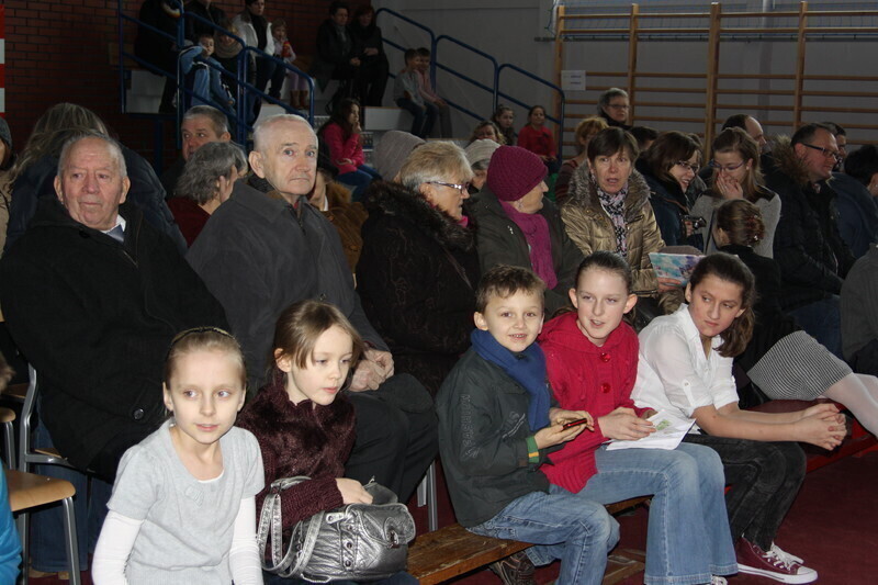 Zdjęcie 8: Jasełka i wspólne kolędowanie w Bujnach