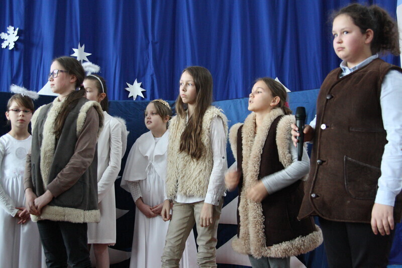 Zdjęcie 17: Jasełka i wspólne kolędowanie w Bujnach