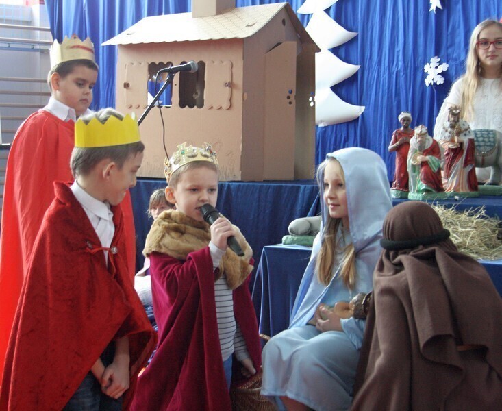 Zdjęcie 24: Jasełka i wspólne kolędowanie w Bujnach