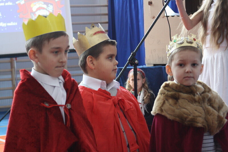 Zdjęcie 25: Jasełka i wspólne kolędowanie w Bujnach