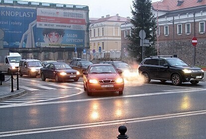 Zdjęcie 1: Centrum Piotrkowa zakorkowane