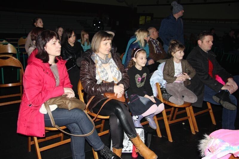 Zdjęcie 13: Zagrali dla rodziny z Moszczenicy