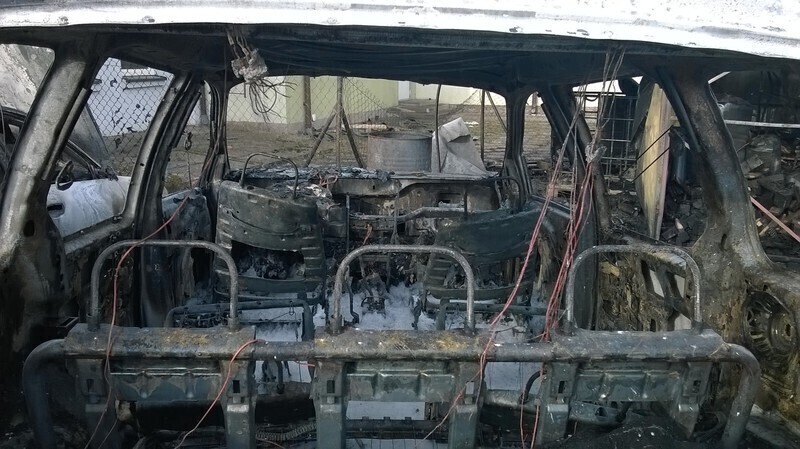 Zdjęcie 3: Pożar w warsztacie samochodowym (zdjęcia)