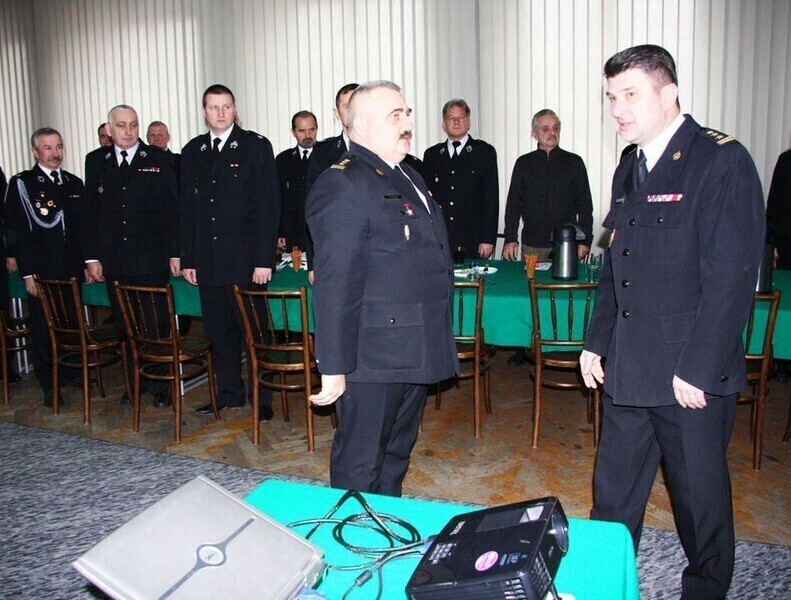 Zdjęcie 2: Gaszą, ratują i walczą z błonkoskrzydłymi