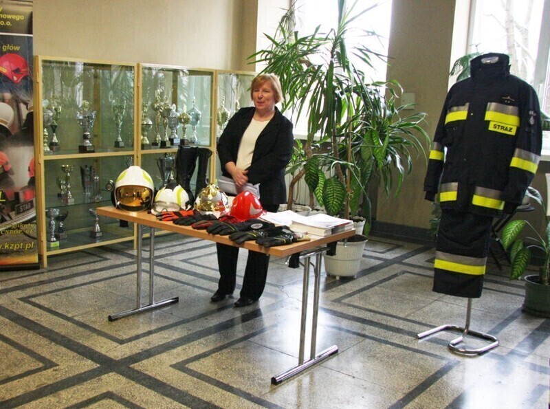 Zdjęcie 10: Gaszą, ratują i walczą z błonkoskrzydłymi