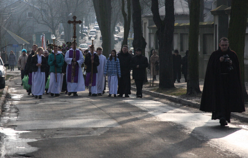 Zdjęcie 3: Piotrkowianie pożegnali ojca Leoncjusza - wieloletniego gwardiana klasztoru oo. Bernardynów