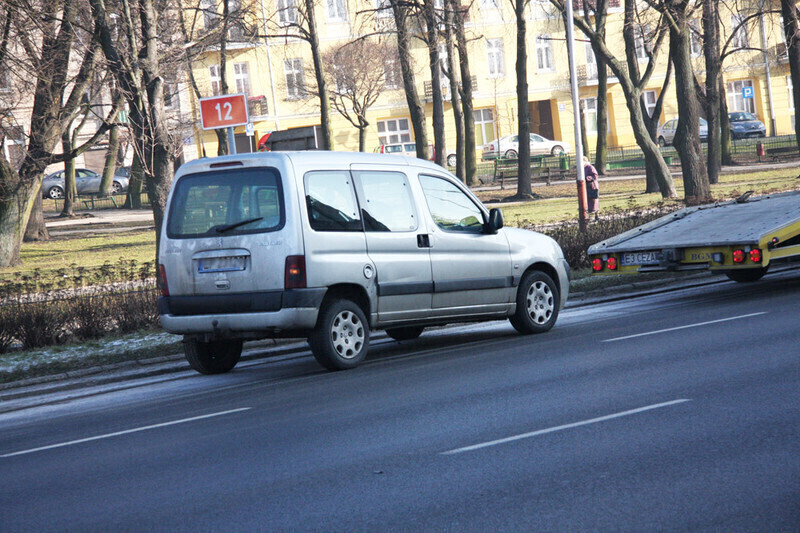 Zdjęcie 6: Kolizja na skrzyżowaniu al. 3 Maja i Al. Kopernika
